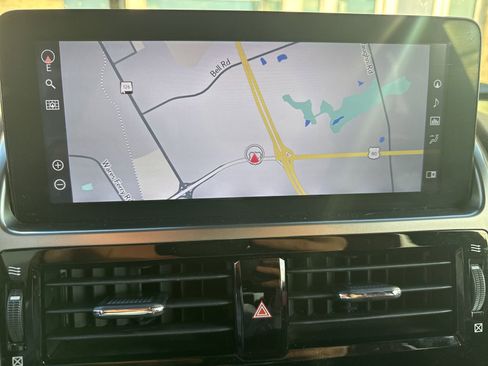 Used 2022 Lexus GX 460 Luxury w/ Accessory Package image 13