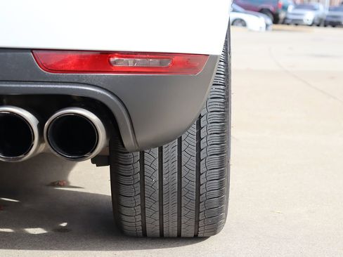 Used 2017 Porsche Macan S image 49