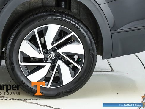 Used 2024 Volkswagen Atlas SE FWD image 45