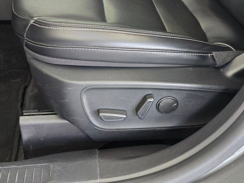 Used 2024 Ford Escape Platinum image 24