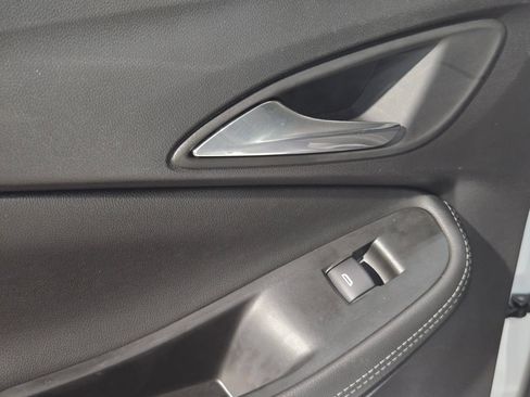 Used 2024 Buick Encore GX Preferred FWD image 33