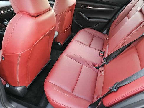 Used 2023 MAZDA MAZDA3 s image 20