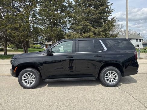 New 2026 Chevrolet Tahoe 4WD image 2