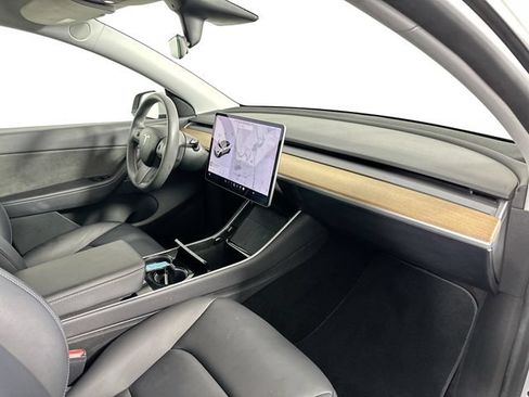 Used 2020 Tesla Model Y AWD image 26