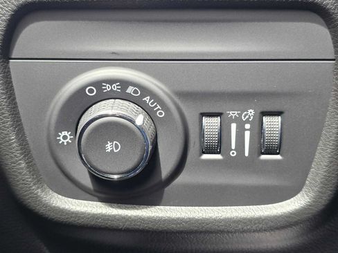 Used 2021 Jeep Grand Cherokee L Summit w/ Advanced Protech Group IV AWD/4WD image 31