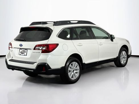 Used 2019 Subaru Outback 2.5i Premium AWD/4WD image 11