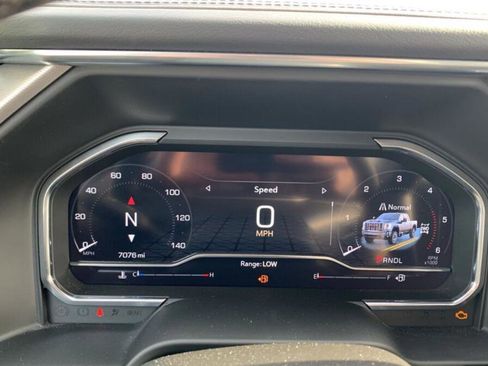 Used 2024 GMC Sierra 2500 Denali w/ Denali Reserve Package image 9