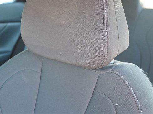 Certified 2025 Hyundai Elantra SEL image 28