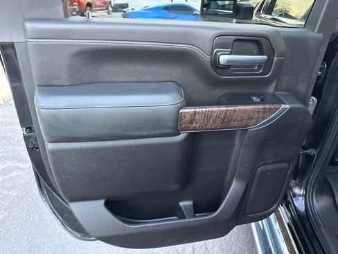 Used 2022 GMC Sierra 2500 Denali w/ Denali Ultimate Package image 23