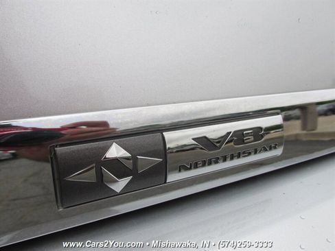 Used 2010 Cadillac DTS Luxury image 10