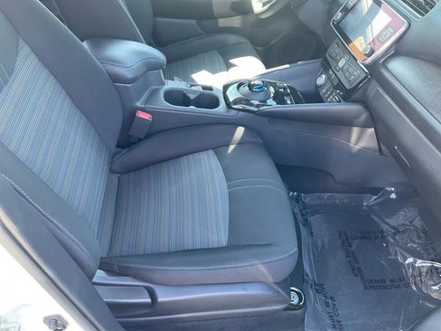Used 2023 Nissan Leaf SV Plus image 27