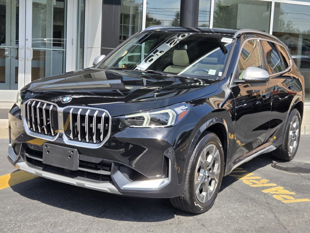 Used 2023 BMW X1 xDrive28i w/ Premium Package AWD/4WD image 11