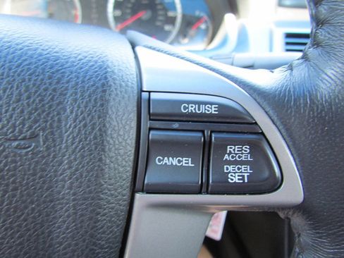 Used 2010 Honda Accord EX-L image 23