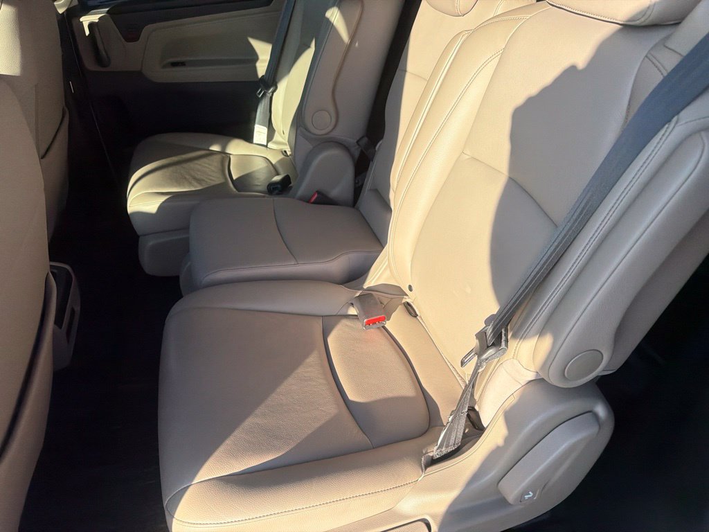 Certified 2024 Honda Odyssey EX-L image 26