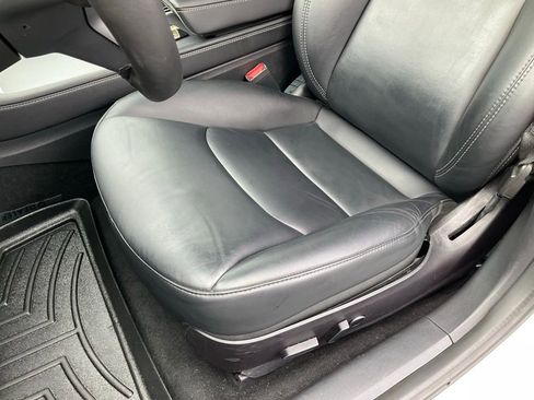 Used 2022 Tesla Model 3 Long Range image 16