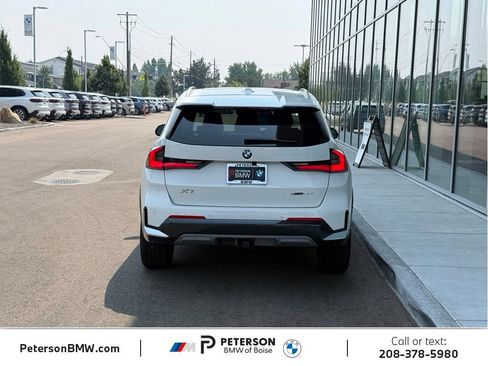 New 2026 BMW X1 xDrive28i w/ Convenience Package AWD/4WD image 4