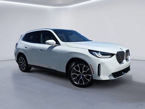 New 2026 BMW X3 xDrive30i w/ Convenience Package AWD/4WD image 2