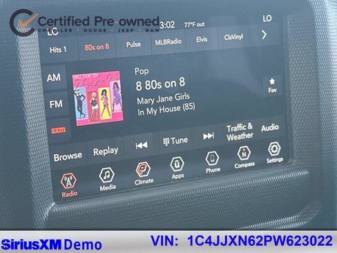 Used 2023 Jeep Wrangler Unlimited AWD/4WD image 28