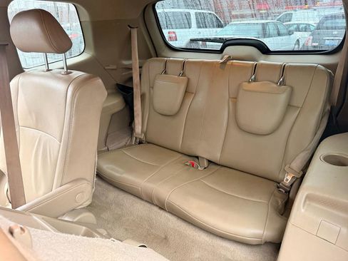Used 2010 Toyota Highlander SE image 12