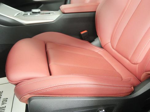 Used 2025 BMW 330i Sedan RWD image 9