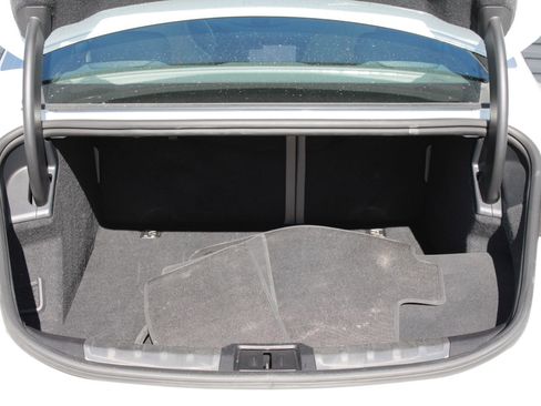 Used 2023 Porsche Taycan 4S image 22