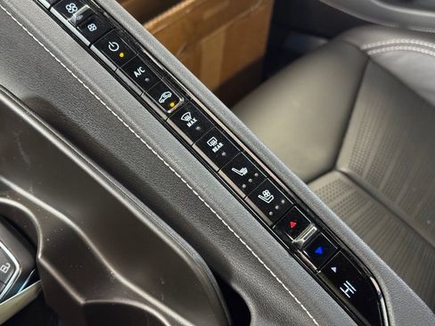 Used 2024 Chevrolet Corvette Stingray Preferred Conv w/ Z51 Performance Package image 38