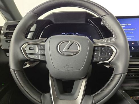 Certified 2025 Lexus RX 350 AWD image 23