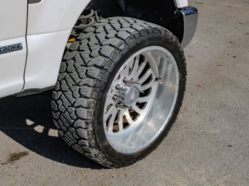 Used 2019 Ford F250 Lariat w/ Lariat Value Package image 61