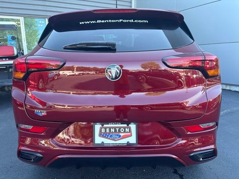 Used 2023 Buick Encore GX Select w/ Sport Touring Package FWD image 5