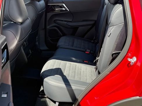 New 2026 Nissan Rogue SL AWD/4WD image 23