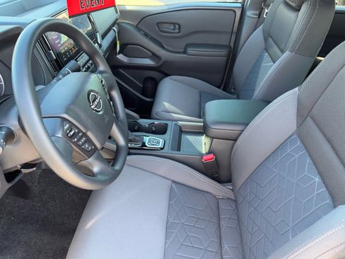 New 2026 Nissan Frontier SV w/ Tow Package image 19