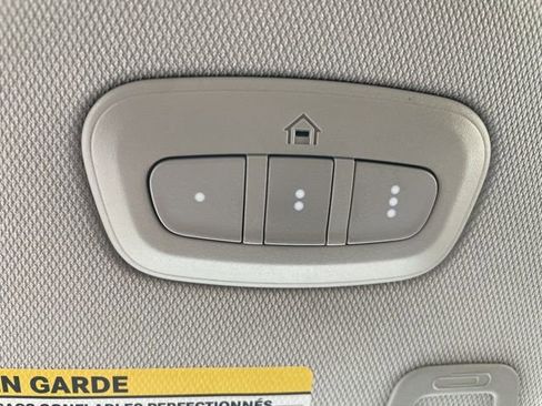 Certified 2022 Jeep Grand Cherokee Limited w/ Luxury Tech Group II image 27