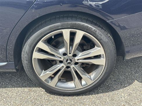 Used 2017 Mercedes-Benz C 300 Sedan image 12