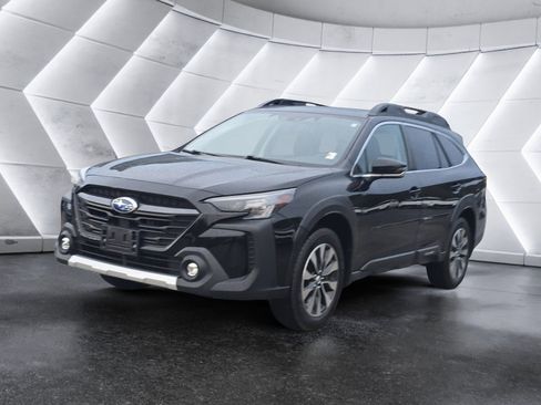Used 2023 Subaru Outback Limited image 6