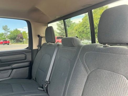 Used 2019 RAM 1500 Tradesman w/ SXT Appearance Group AWD/4WD image 18