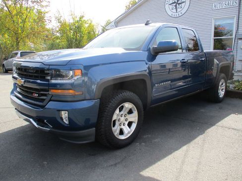 Used 2016 Chevrolet Silverado 1500 LT w/ All Star Edition image 5