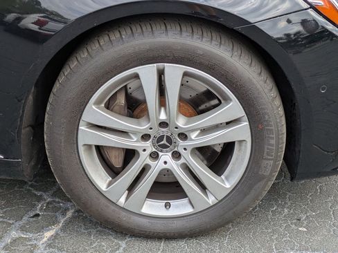 Used 2020 Mercedes-Benz S 560 4MATIC Sedan image 11