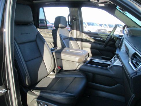 Certified 2024 GMC Yukon Denali w/ Max Trailering Package image 23