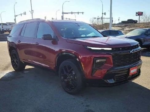 Certified 2024 Chevrolet Traverse RS image 2