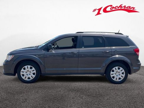 Used 2019 Dodge Journey SE FWD image 21
