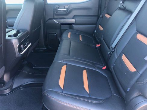 Used 2022 GMC Sierra 1500 AT4 w/ AT4 Preferred Package image 24