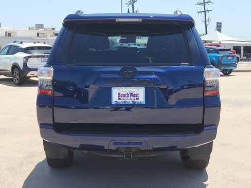 Used 2024 Toyota 4Runner SR5 Premium w/ Moonroof Package RWD image 6