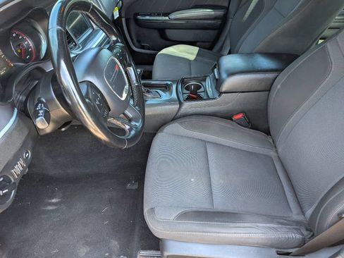 Used 2020 Dodge Charger SXT w/ Blacktop Package RWD image 8