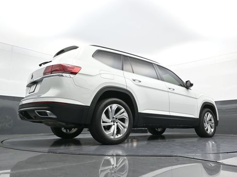 Used 2021 Volkswagen Atlas SE w/ Towing Package FWD image 27