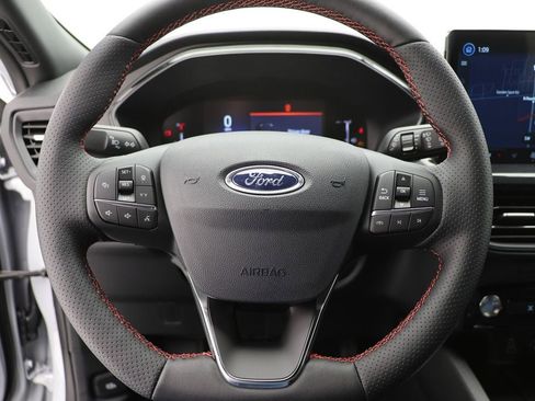 New 2026 Ford Escape ST-Line w/ Tech Pack #1 image 17