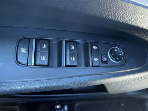 Certified 2023 Kia Forte LXS image 18