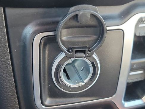 Used 2021 Jeep Wrangler Unlimited Sahara w/ Uconnect 4C Nav & Sound Group image 26