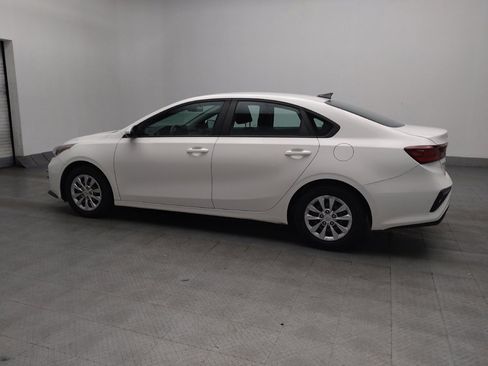Used 2020 Kia Forte Sedan FWD image 3