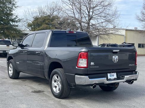 Used 2020 RAM 1500 Big Horn image 3