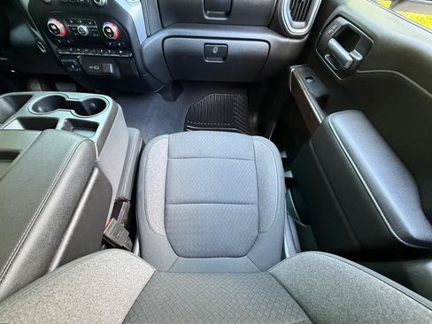 Used 2021 GMC Sierra 2500 SLE w/ SLE Value Package; AWD/4WD image 27